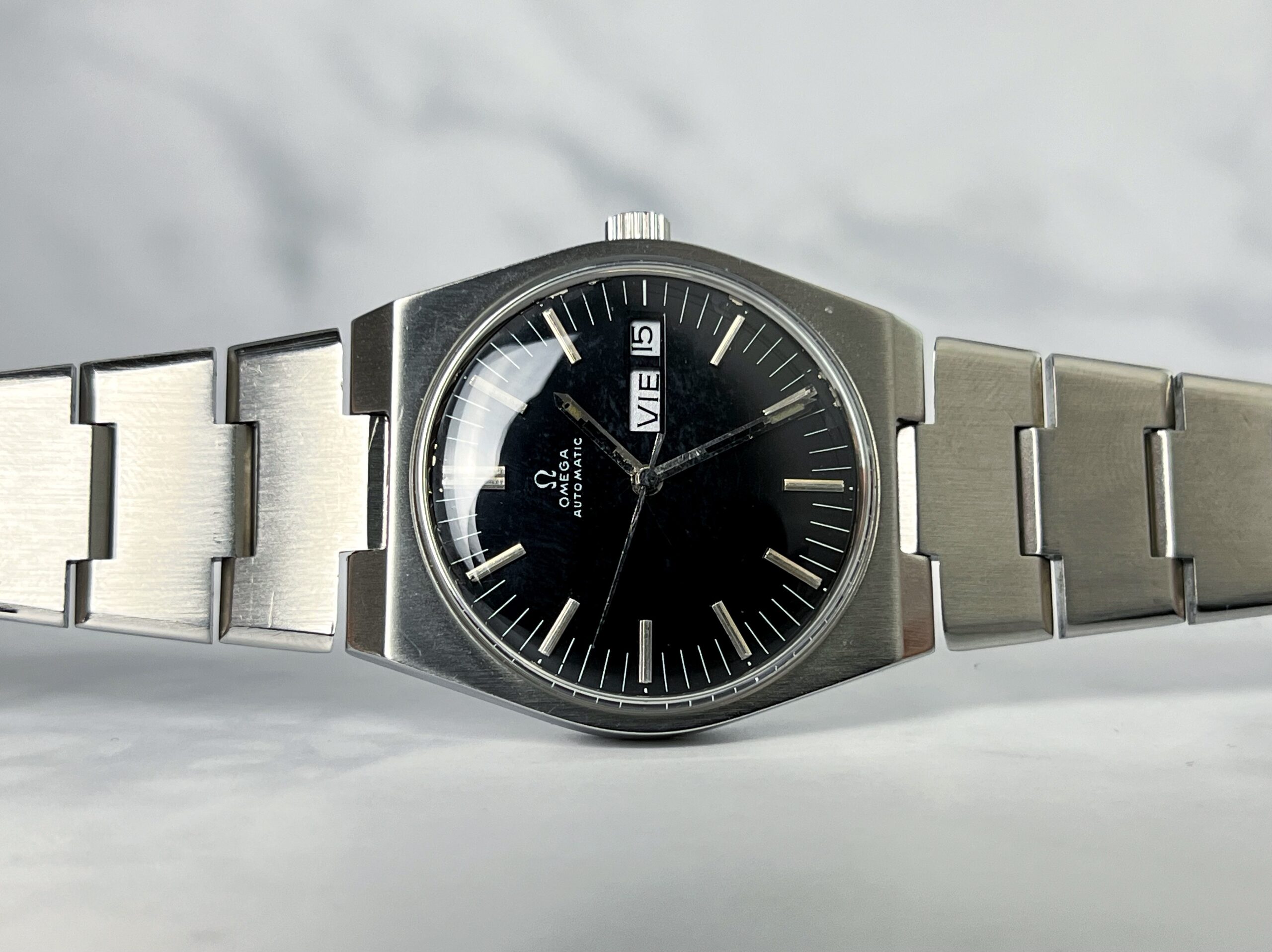 Omega Geneve Freshly Serviced Integrated Bracelet